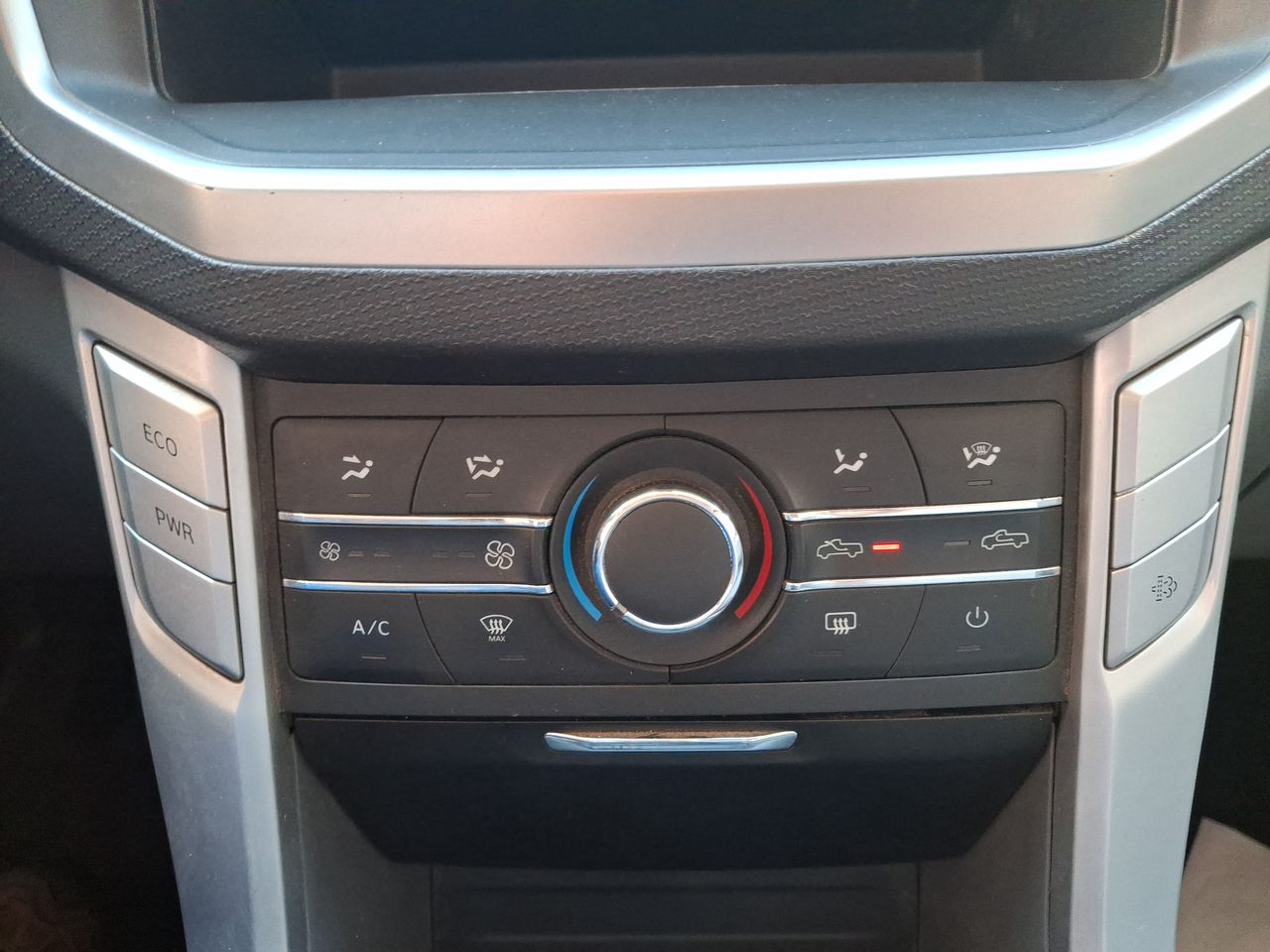 MAXUS - 26