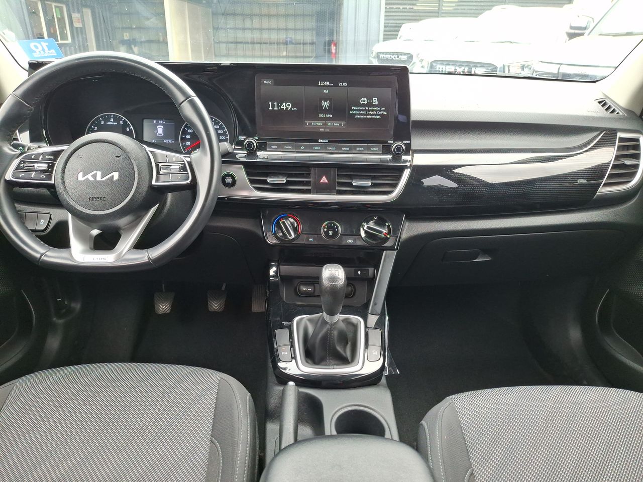 KIA - 24