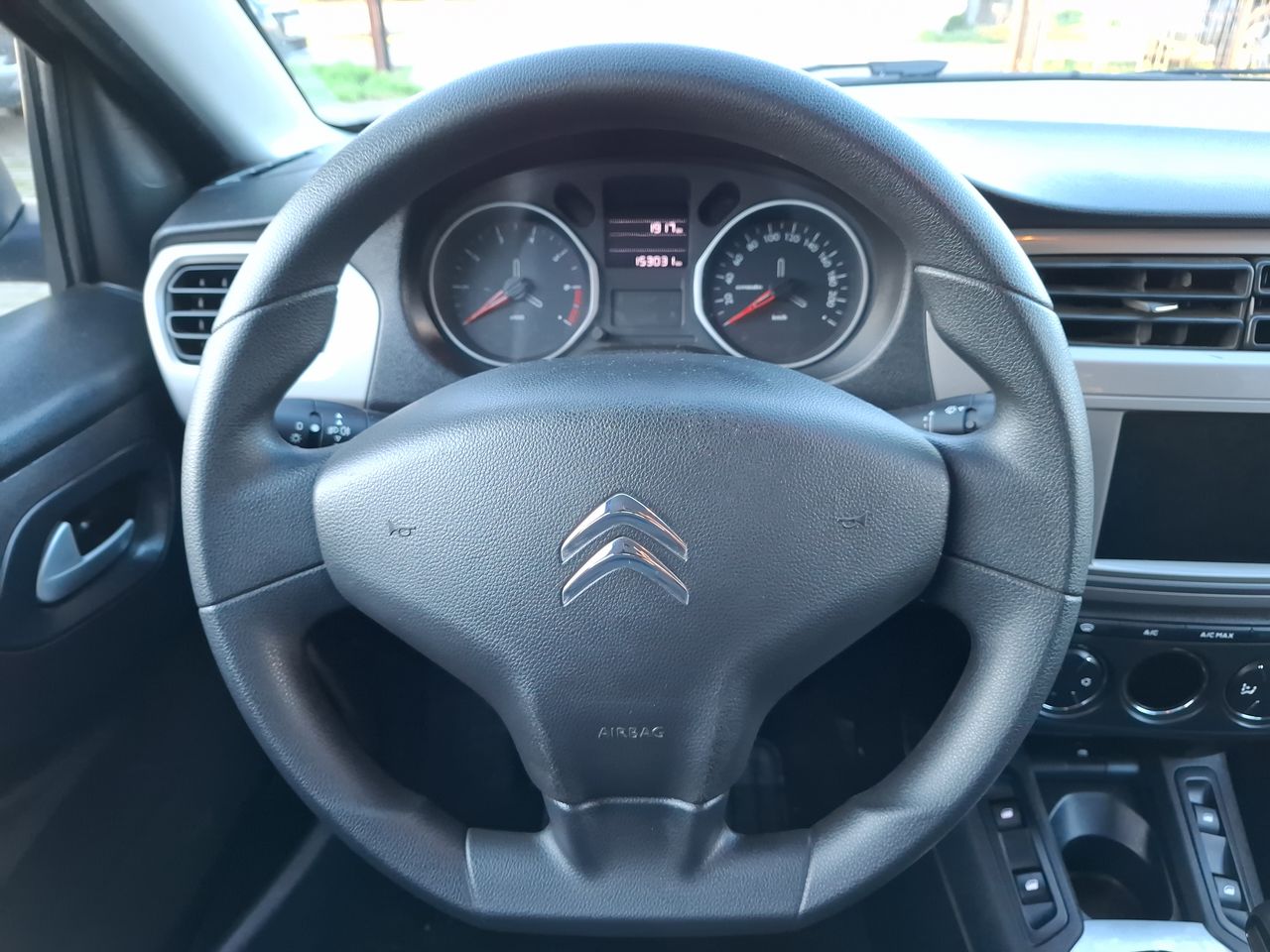 Citroën C-Elysee — foto 19 de 25