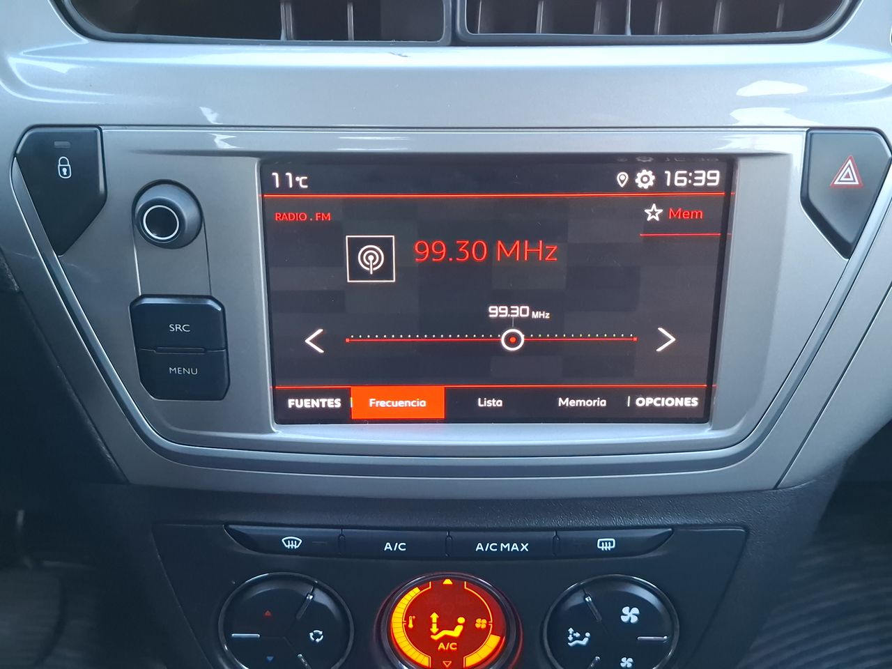 Citroën C-Elysee — foto 20 de 25