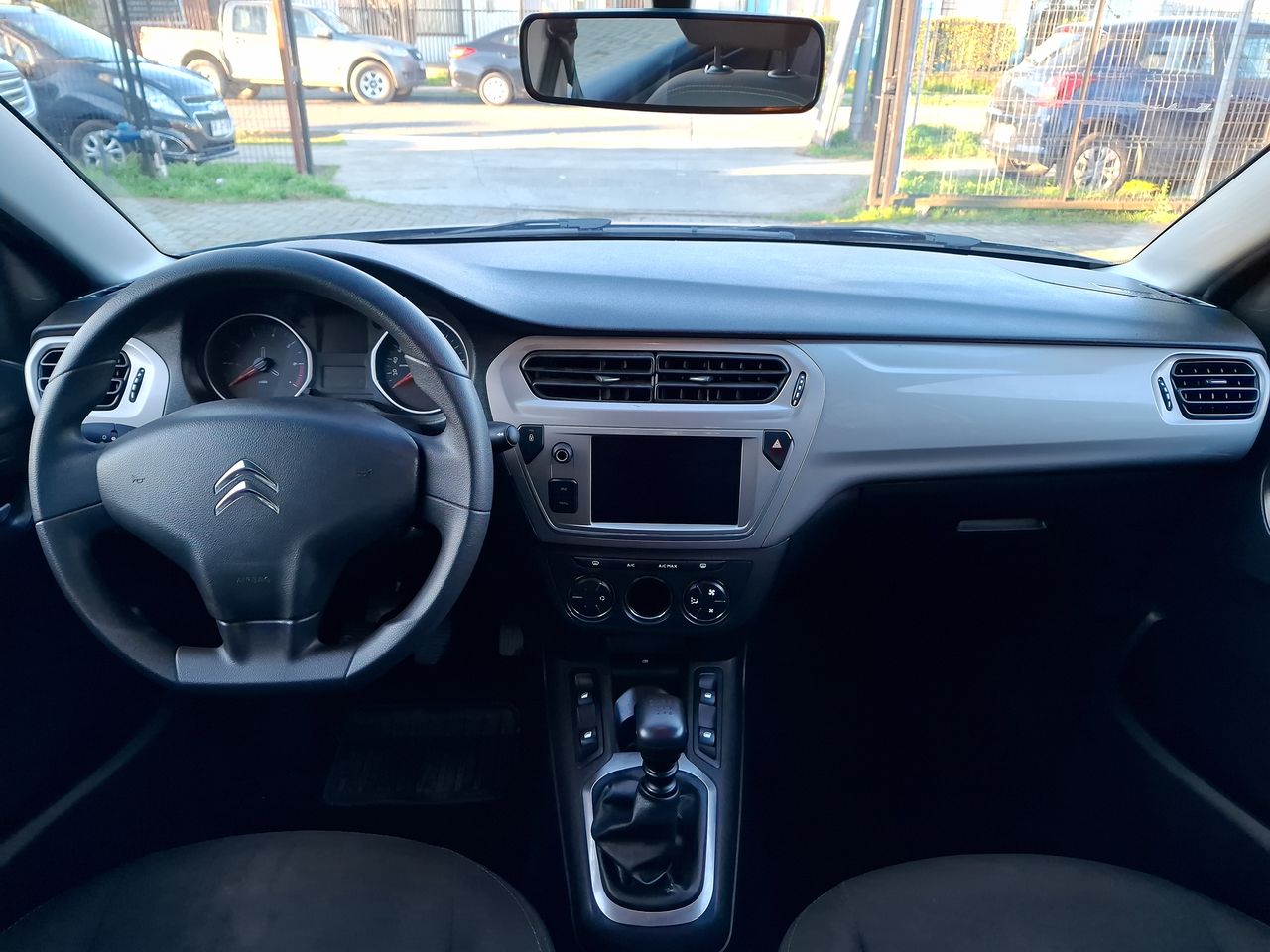 Citroën C-Elysee — foto 23 de 25
