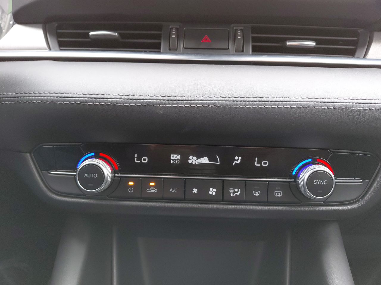 MG Zs — foto 20 de 24