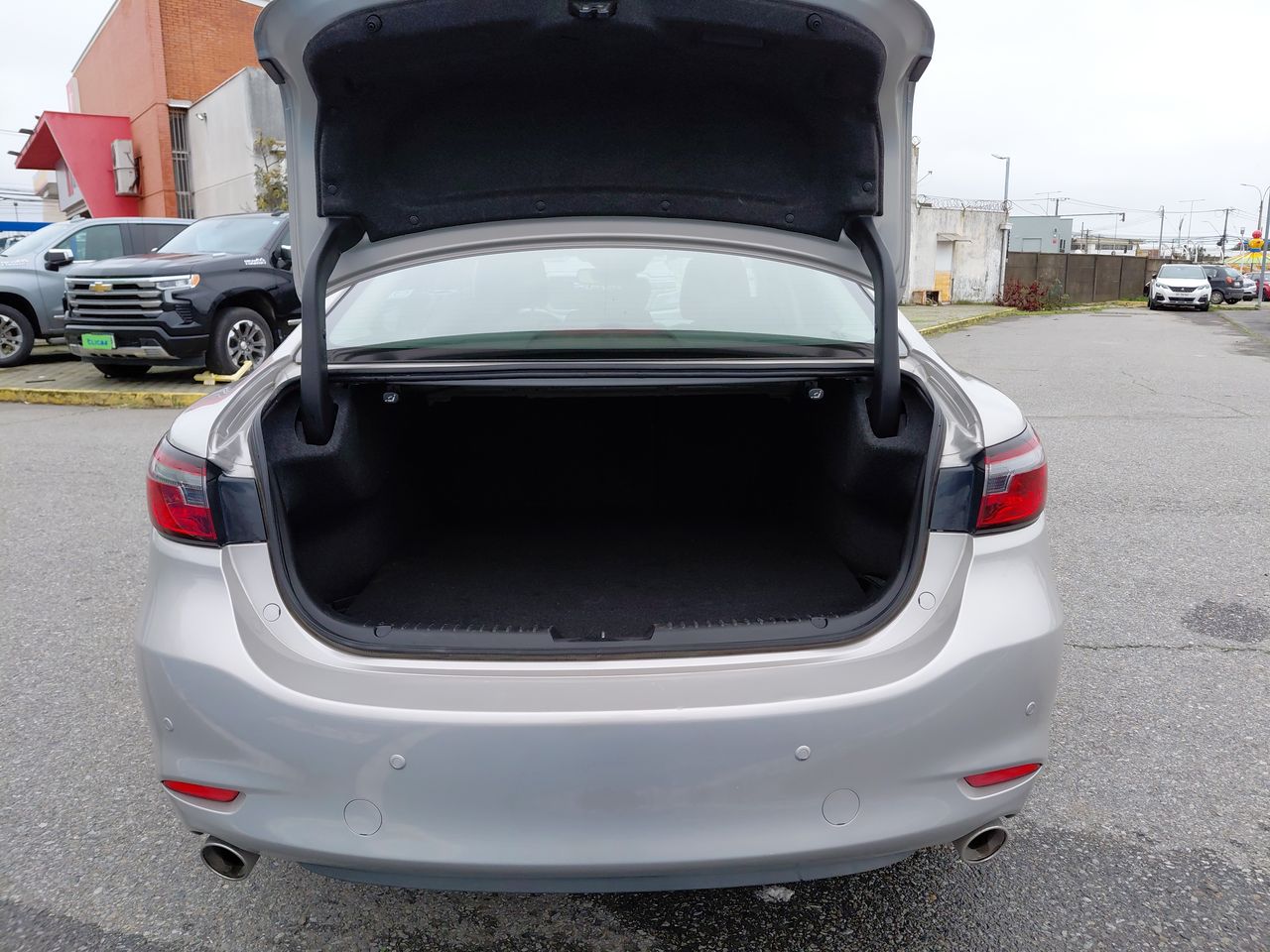 MG Zs — foto 12 de 24
