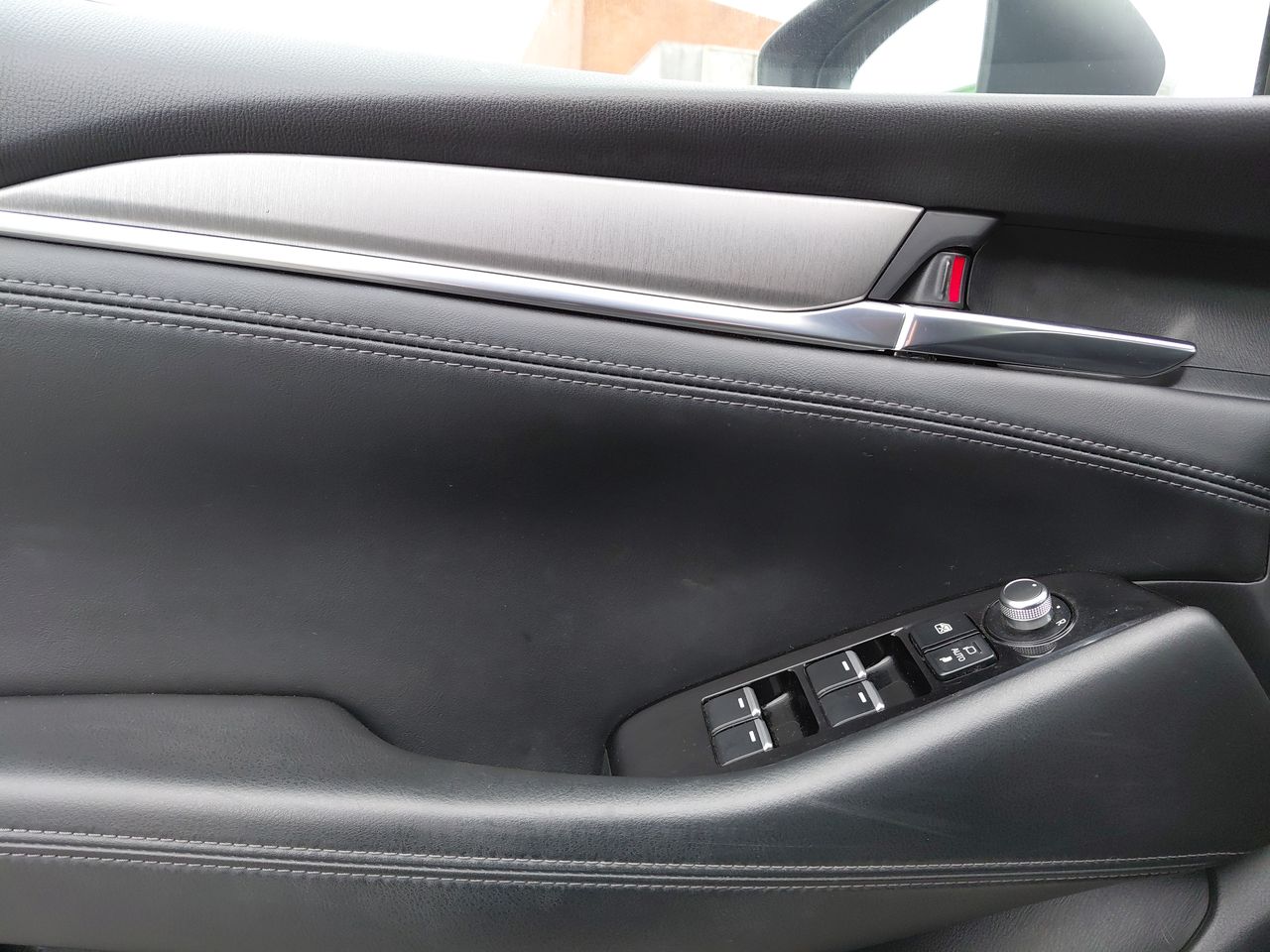 MG Zs — foto 13 de 24