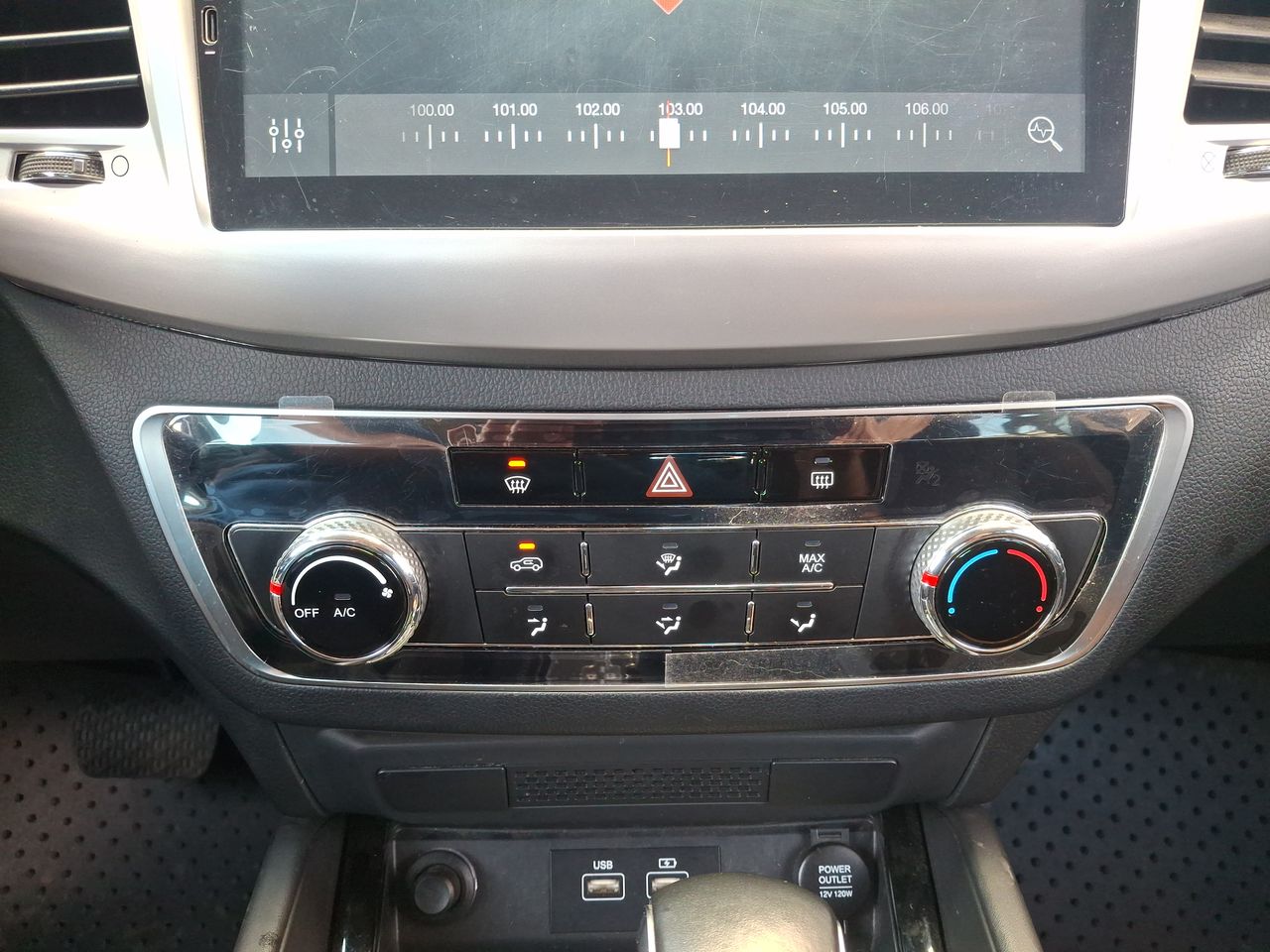 SsangYong Rexton — foto 31 de 36