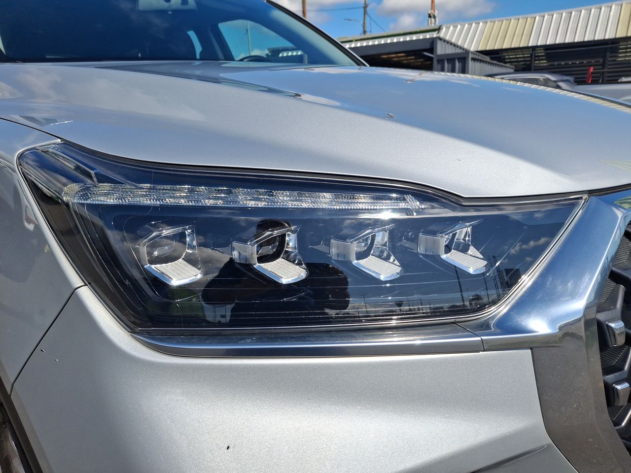 SsangYong Rexton — foto 19 de 36