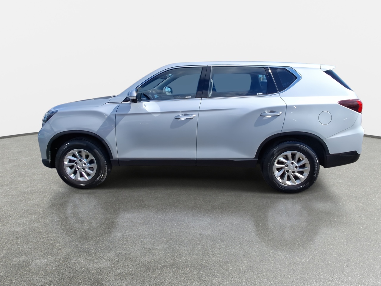 SSANGYONG - 4