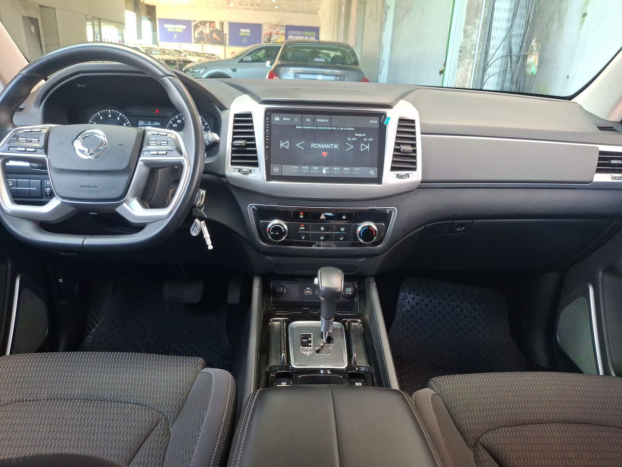 SsangYong Rexton — foto 10 de 36