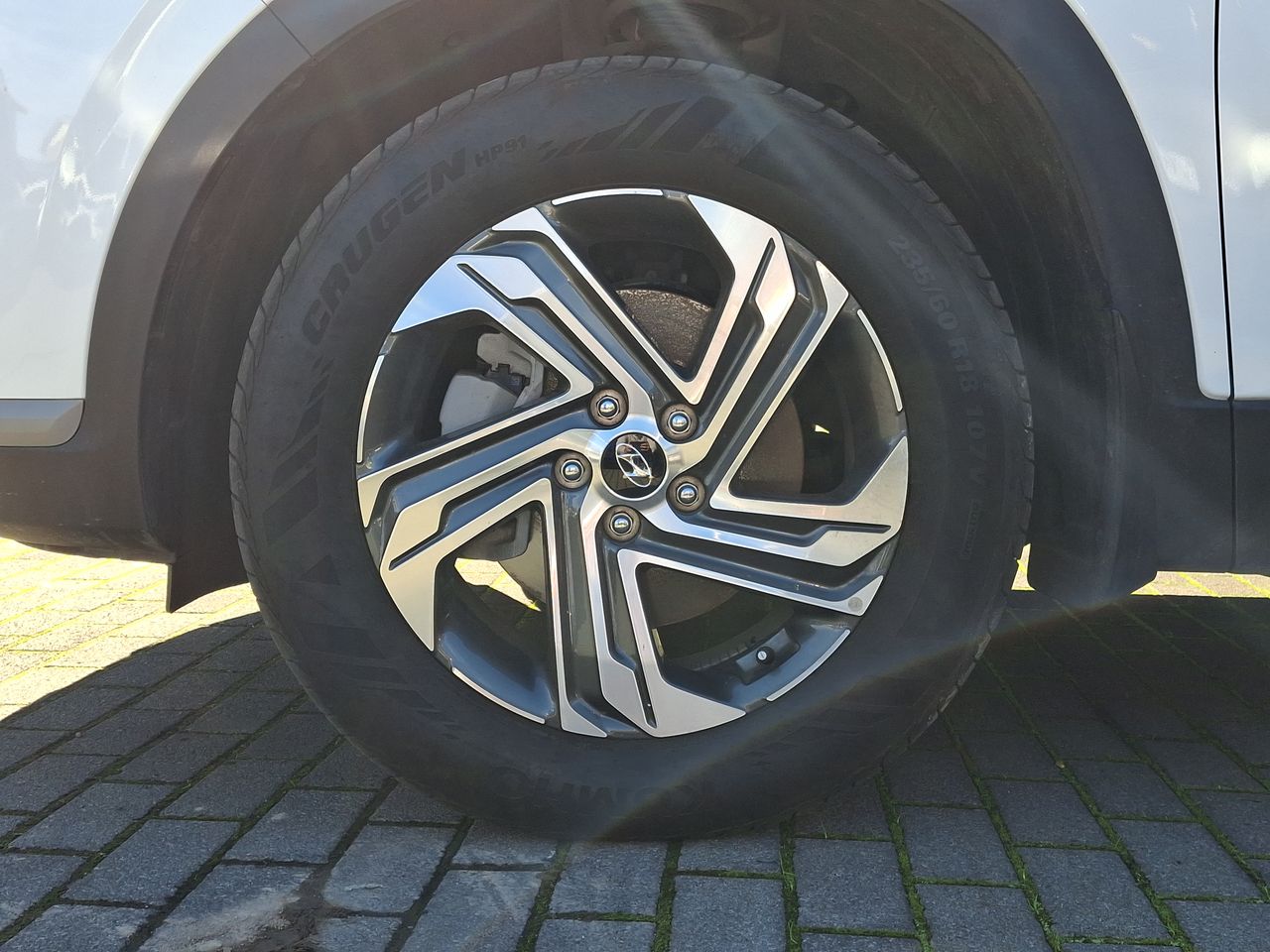 HYUNDAI - 17