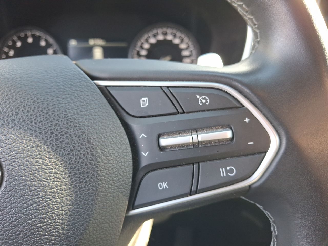 HYUNDAI - 26