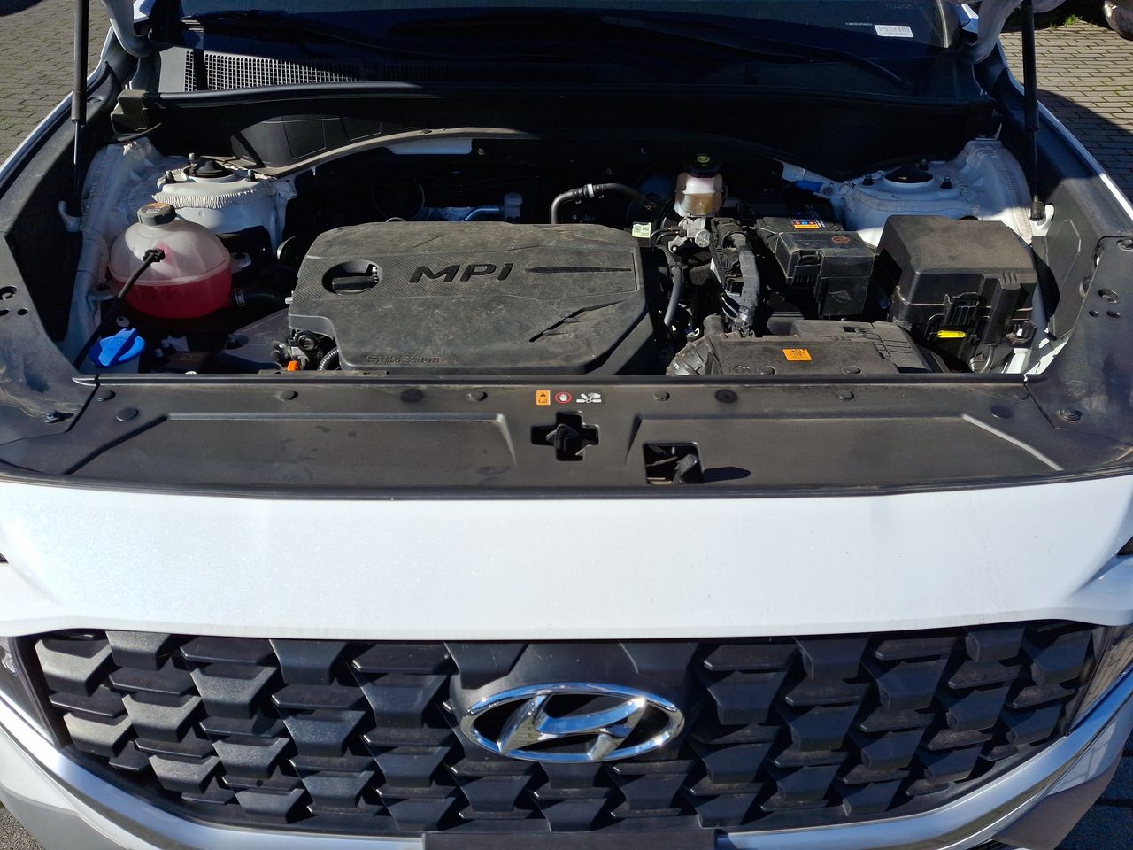 HYUNDAI - 18