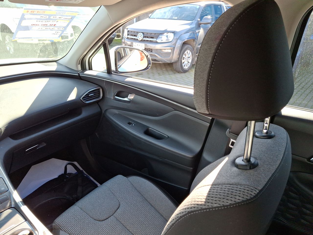 HYUNDAI - 10