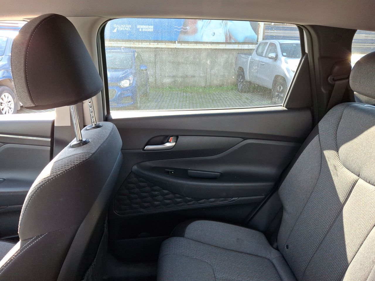 HYUNDAI - 11