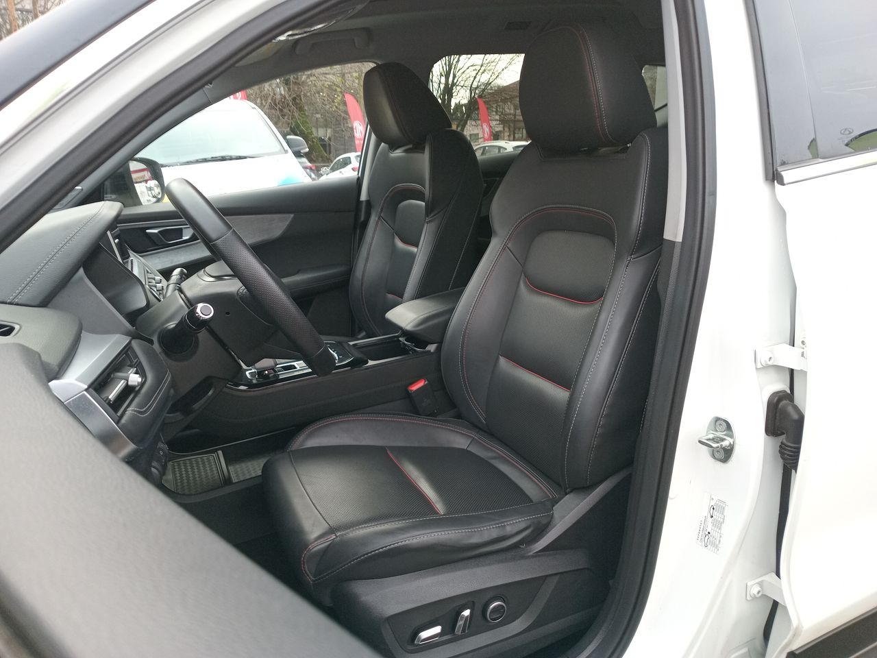 Chery Tiggo 7 Pro — foto 17 de 27