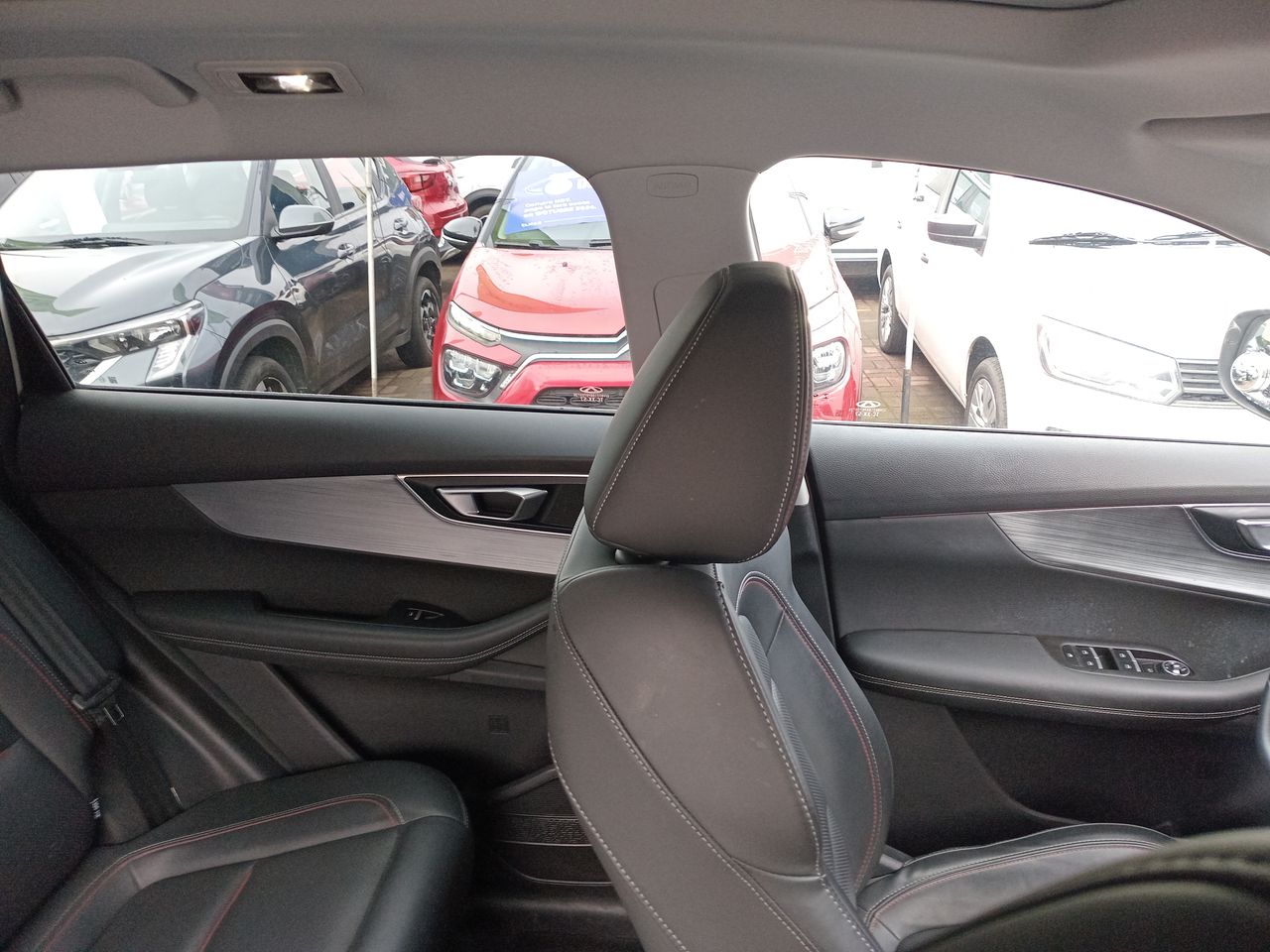 Chery Tiggo 7 Pro — foto 8 de 27