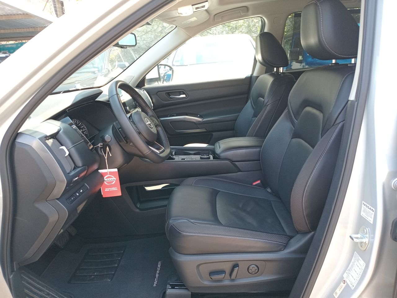 NISSAN - 14