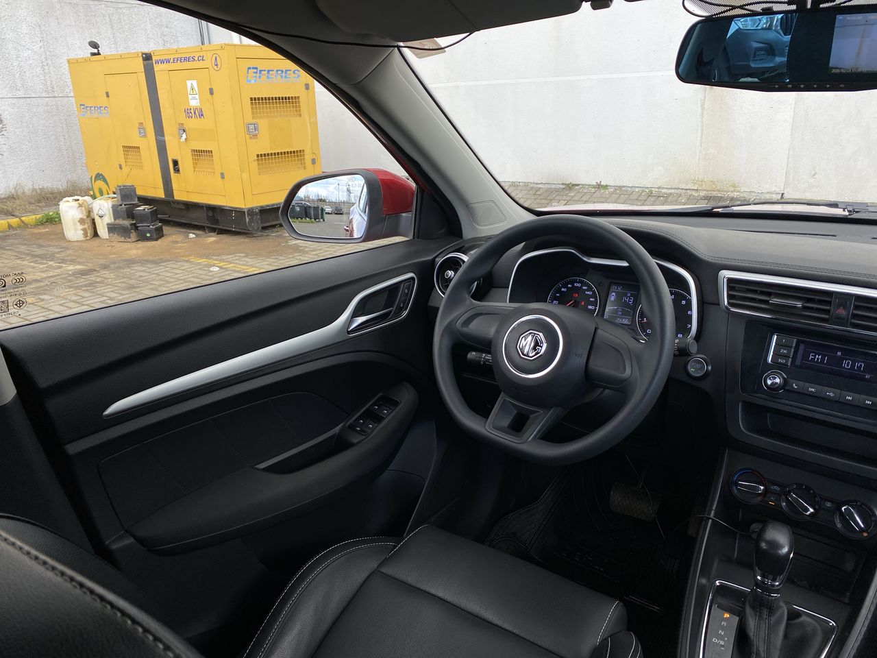 MG Zs — foto 9 de 27