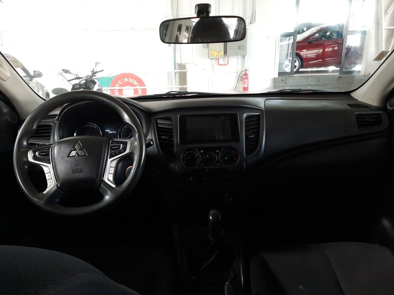 MITSUBISHI - 9