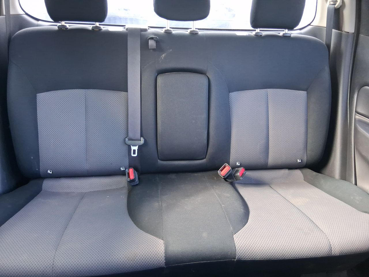 Mitsubishi L200 — foto 26 de 27