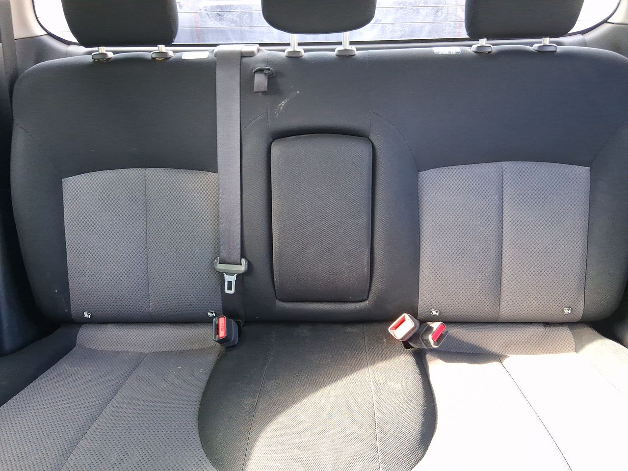 Mitsubishi L200 — foto 4 de 27