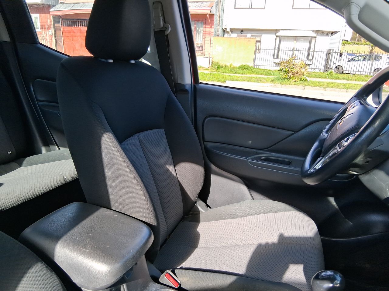 Mitsubishi L200 — foto 7 de 27