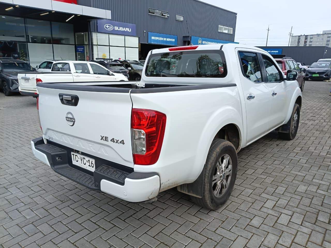NISSAN - 4