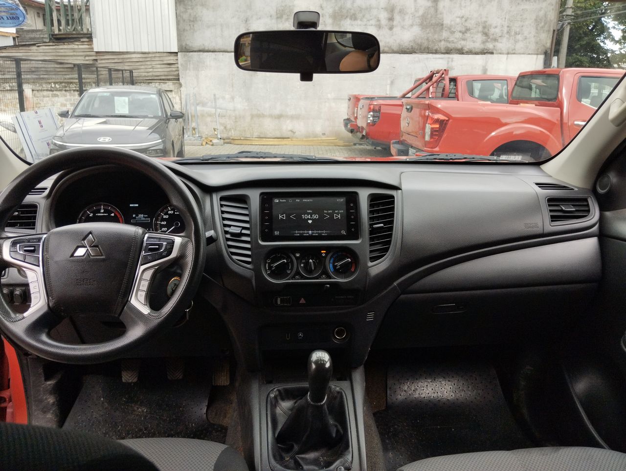 MITSUBISHI - 9