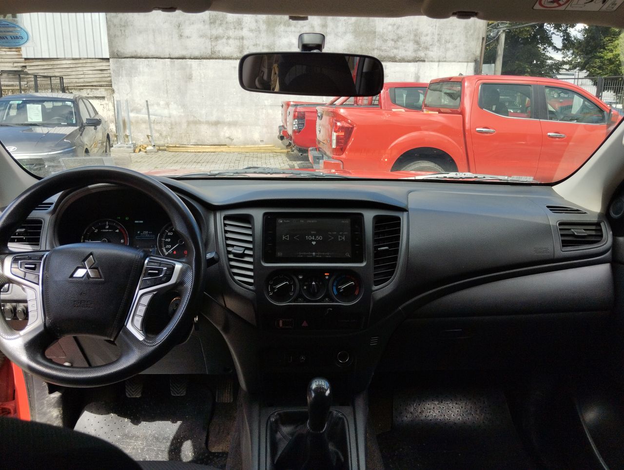 MITSUBISHI - 9