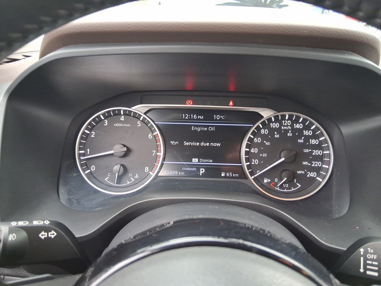 NISSAN - 27