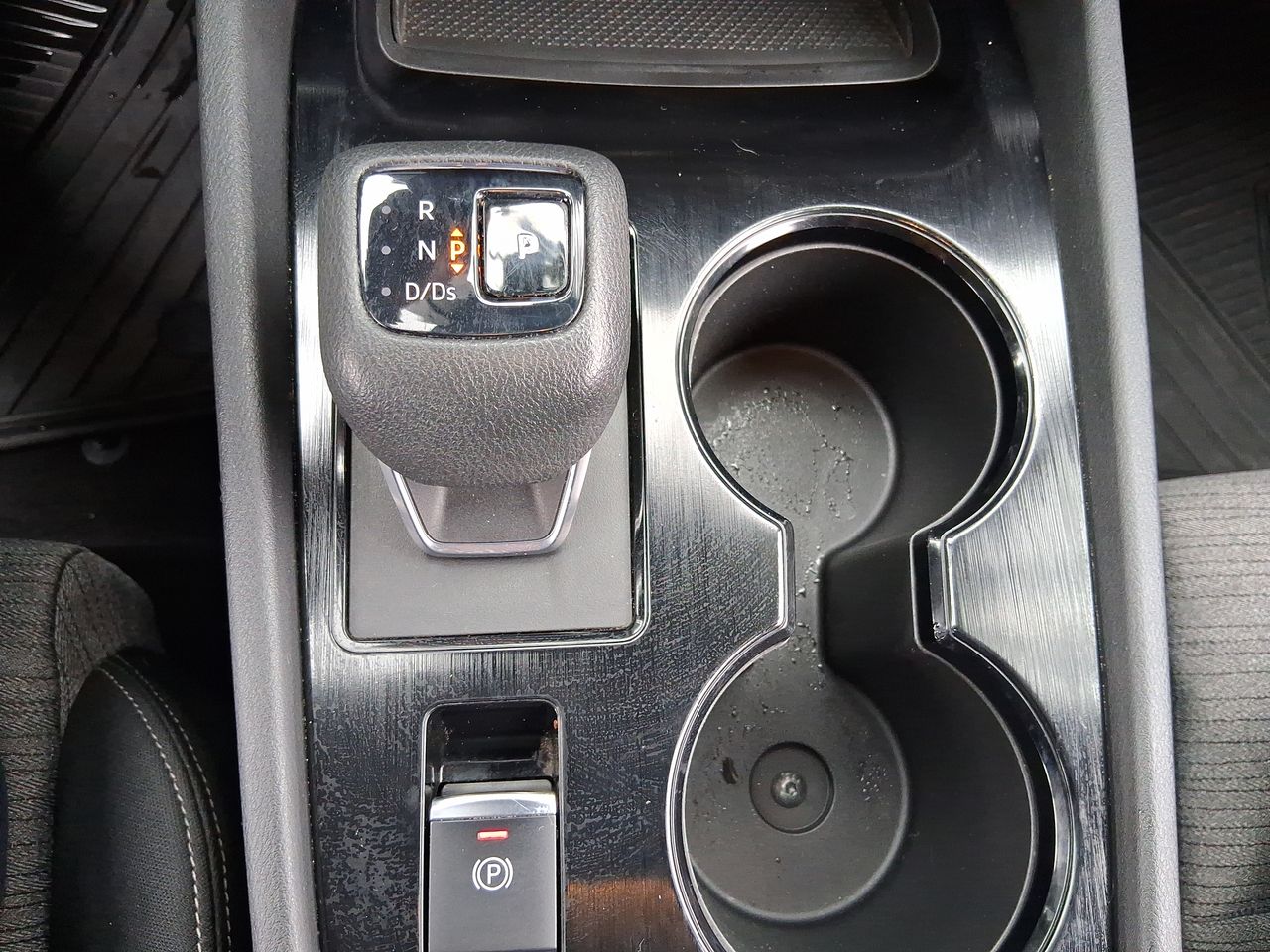 NISSAN - 31
