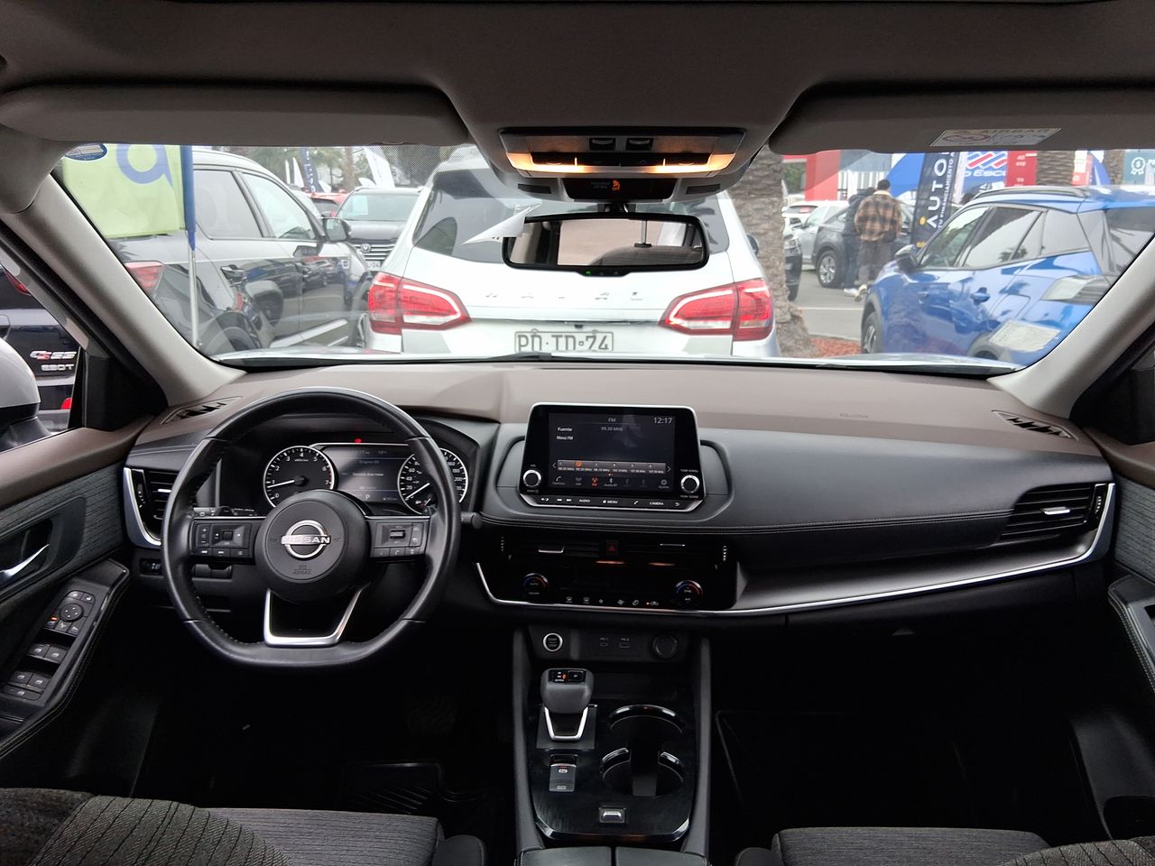 NISSAN - 32