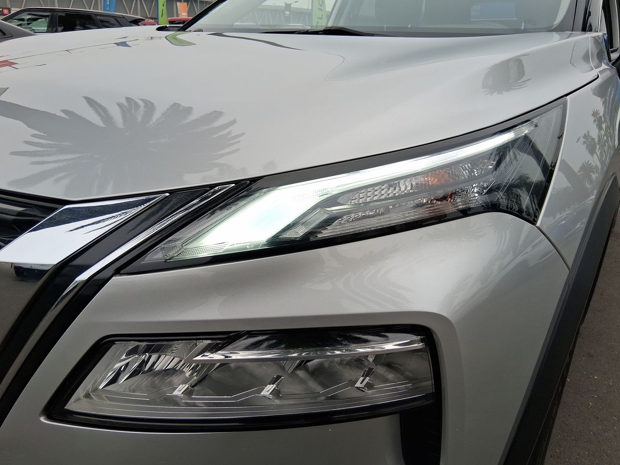 NISSAN - 18
