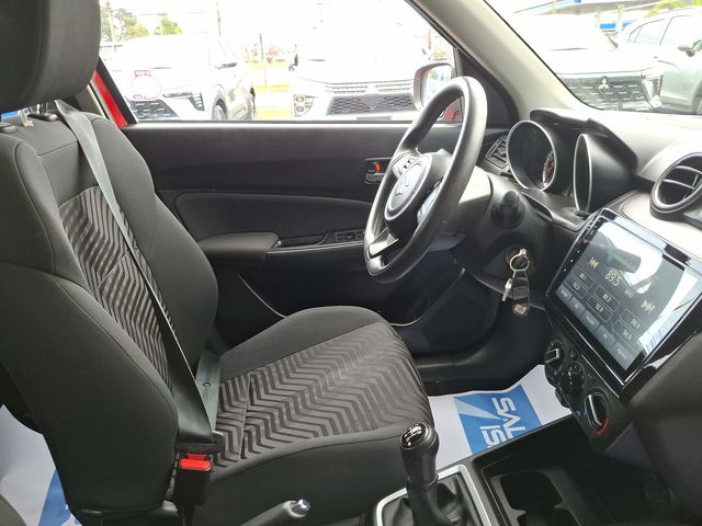 SUZUKI - 15