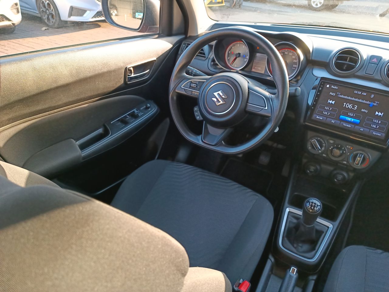SUZUKI - 16