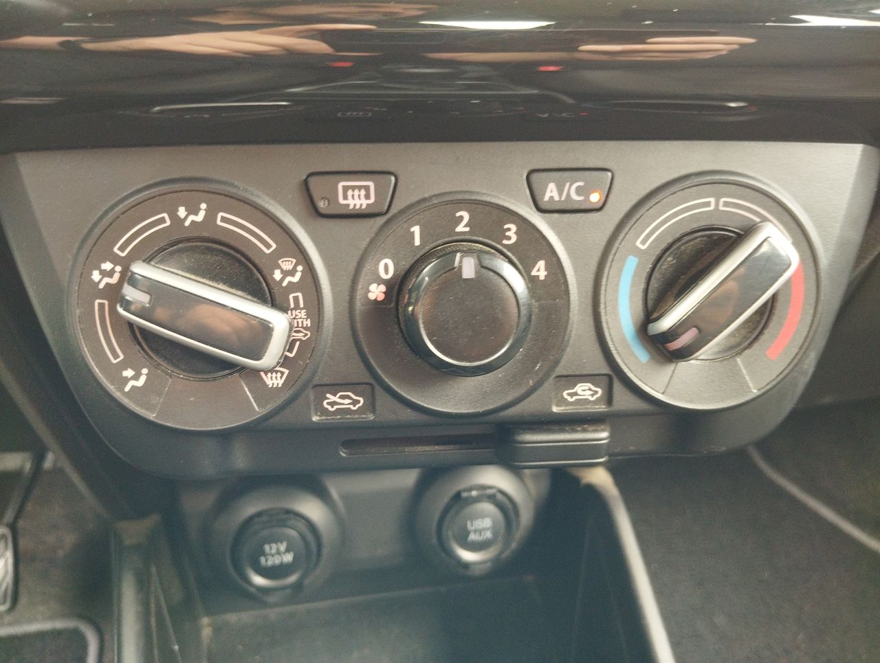 SUZUKI - 28