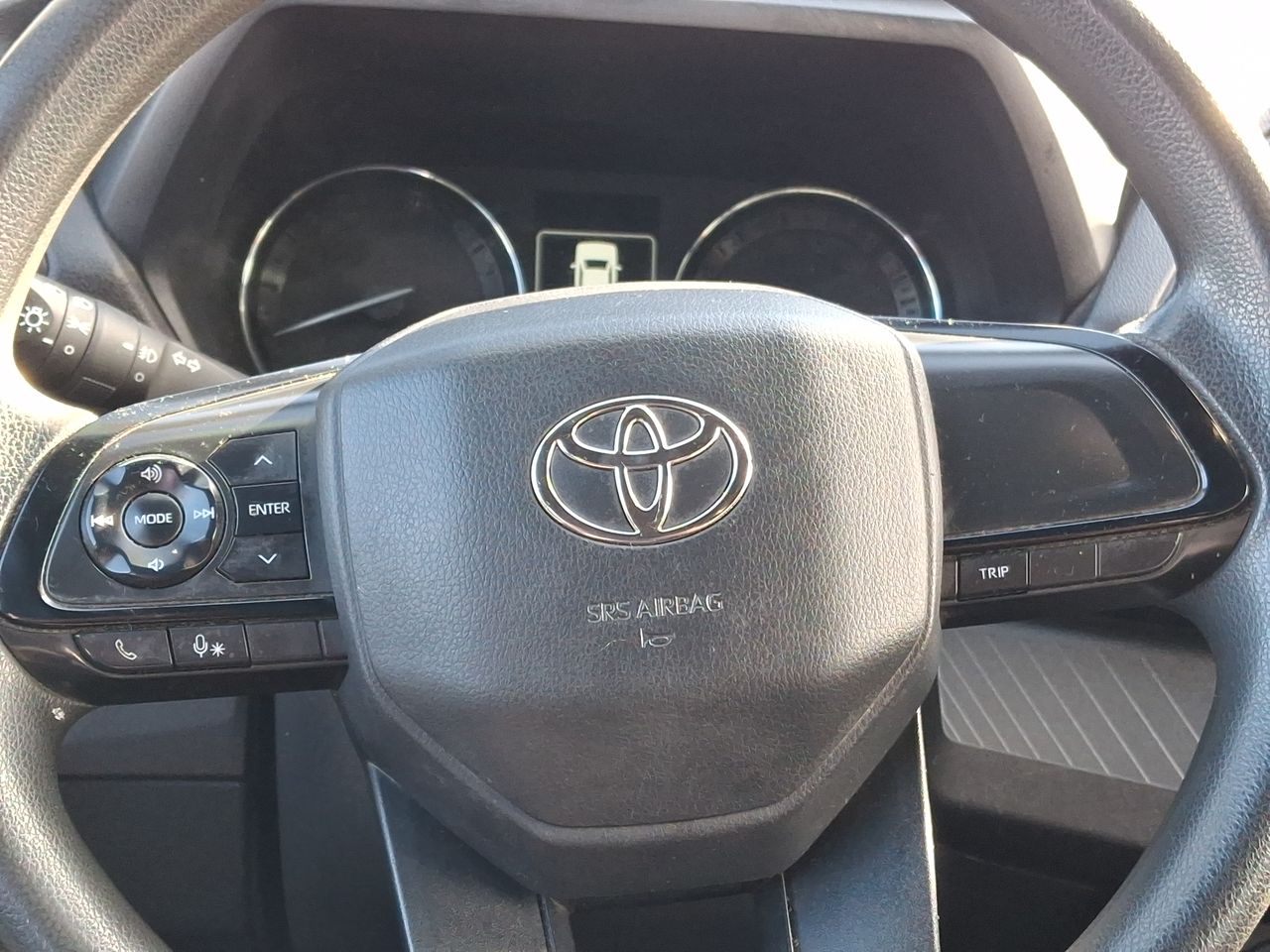 TOYOTA - 17