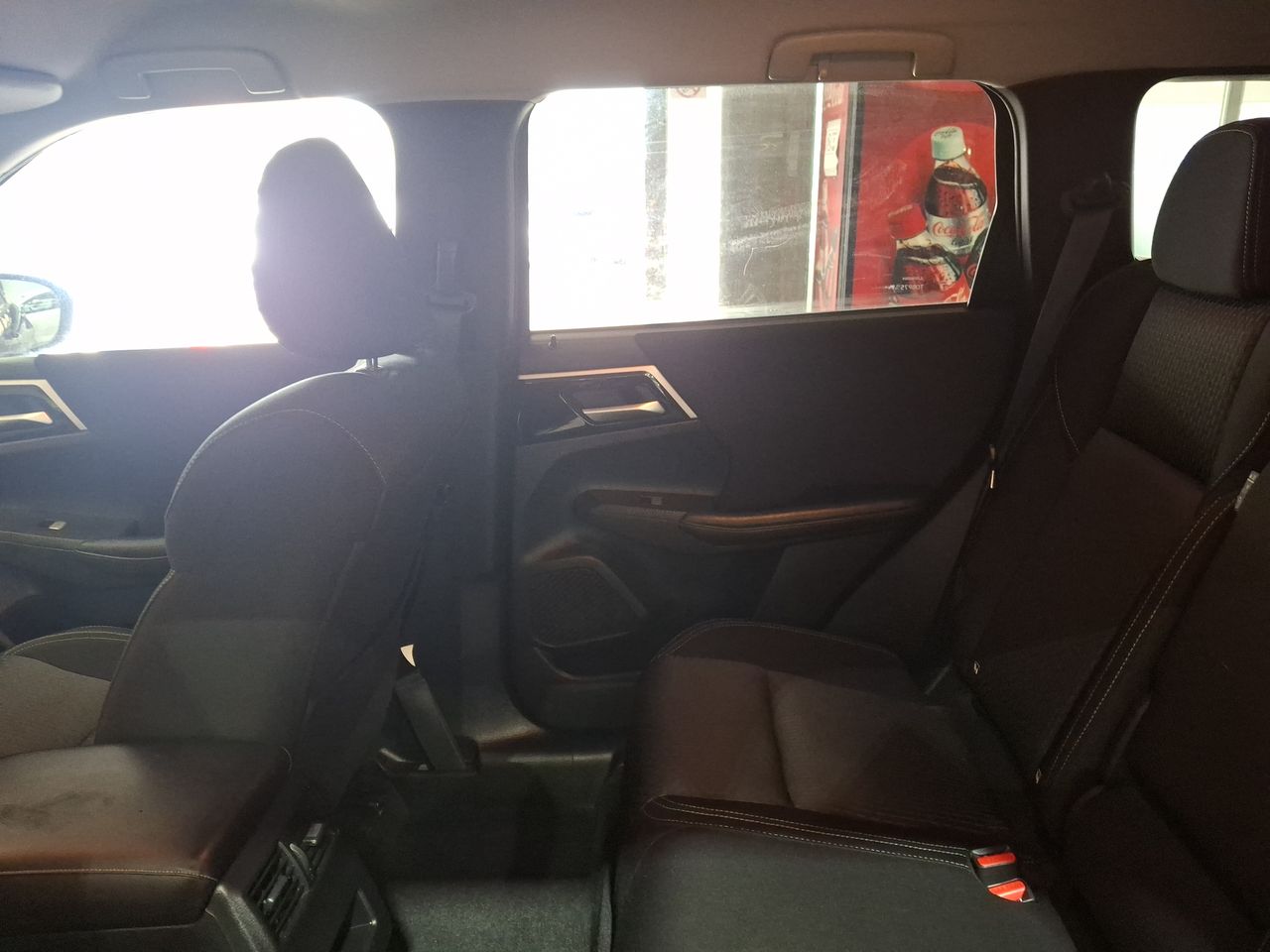 Mitsubishi Outlander — foto 12 de 36