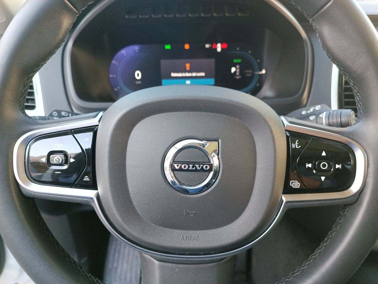 VOLVO - 26