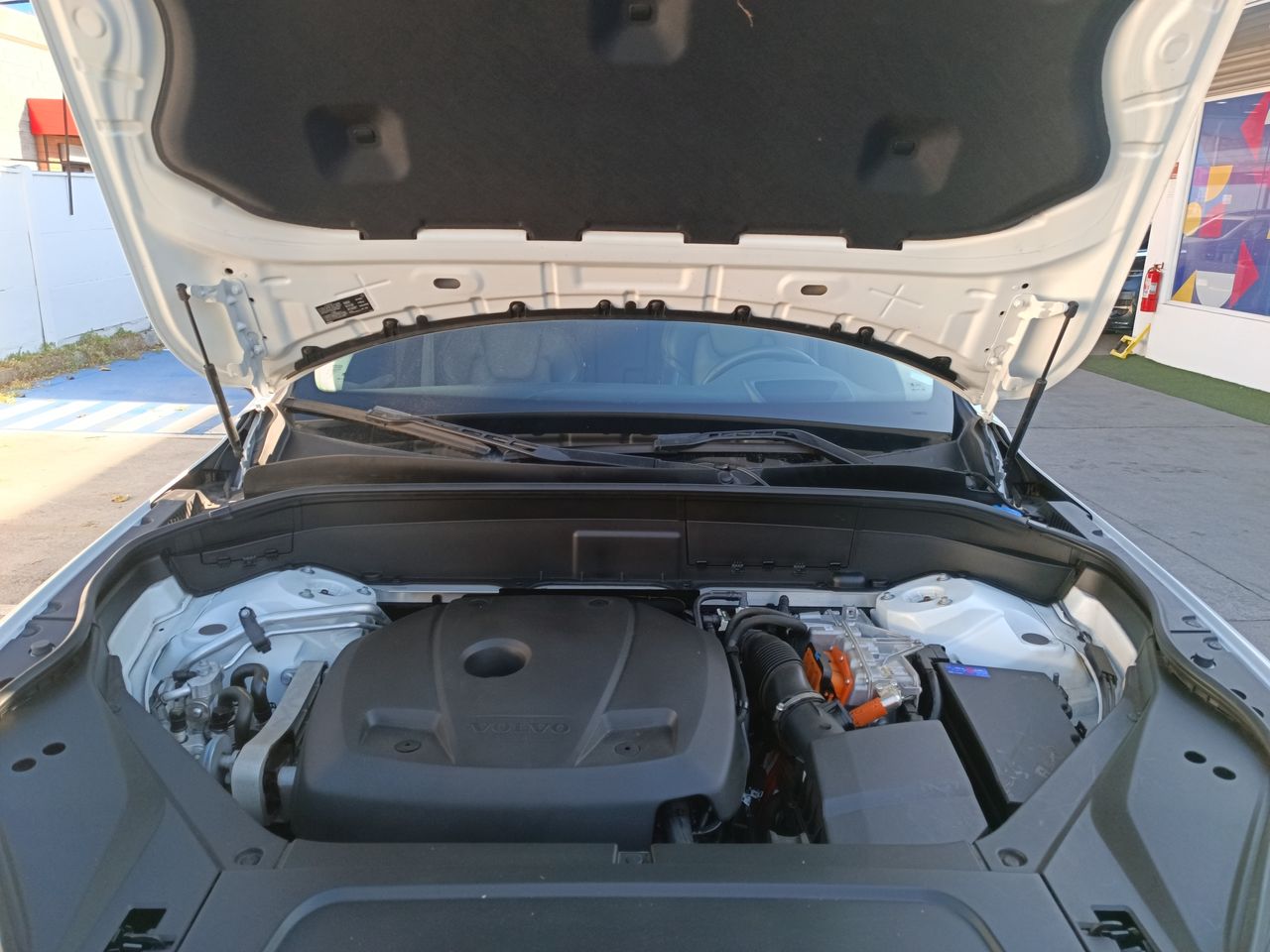 VOLVO - 18