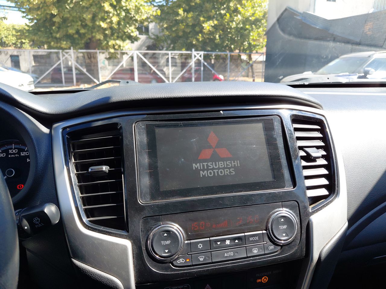 MITSUBISHI - 29