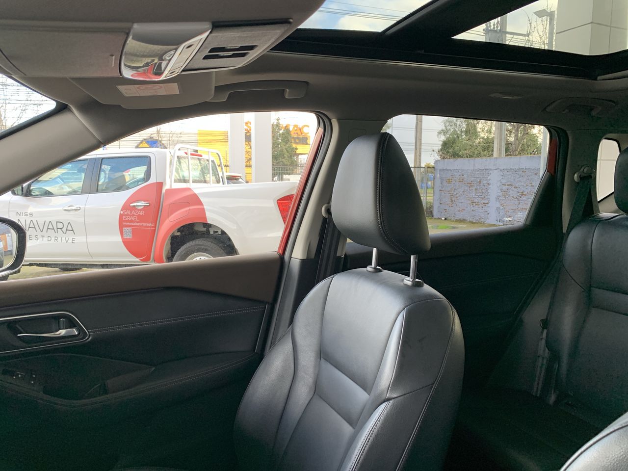NISSAN - 11