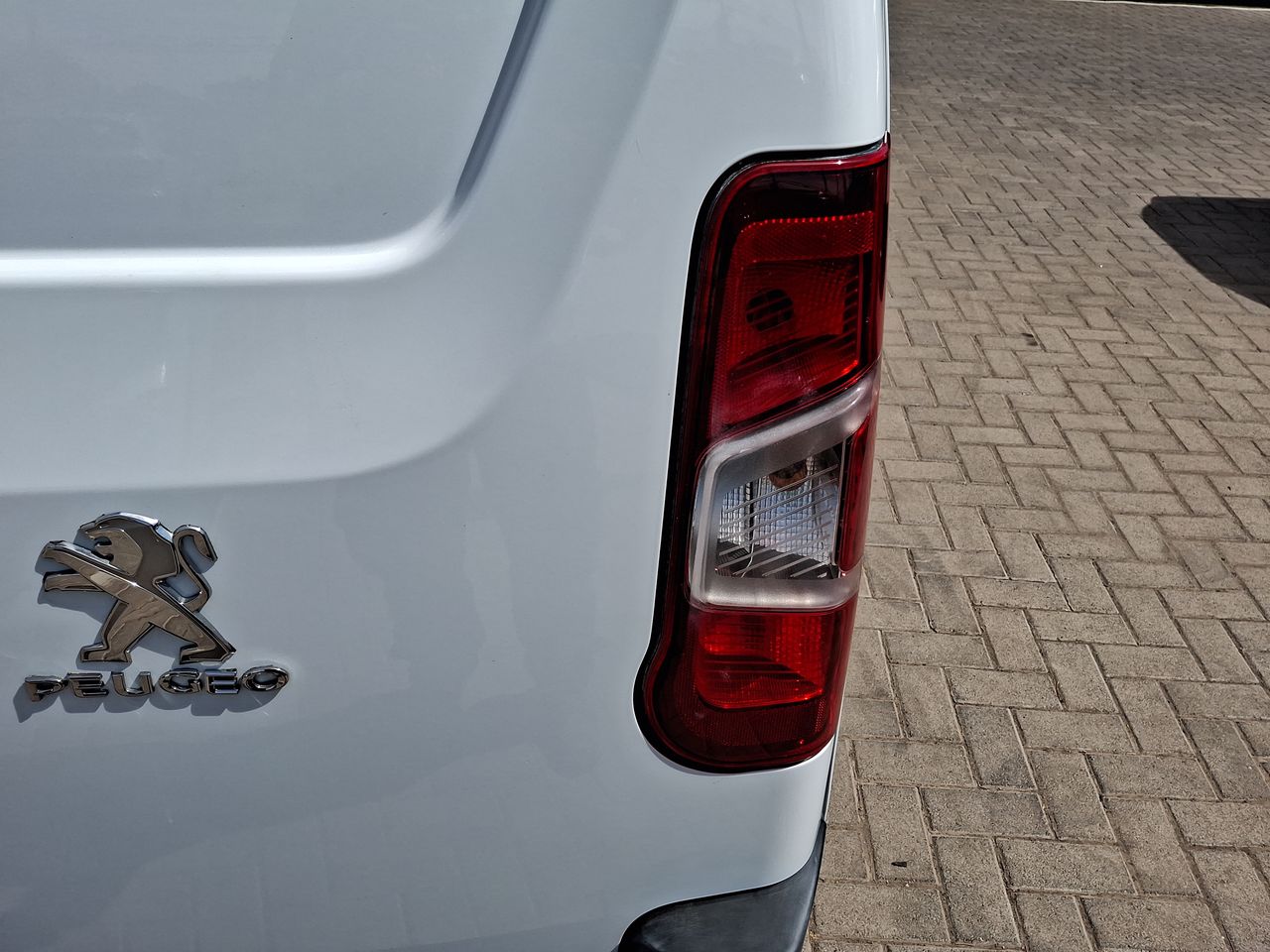 PEUGEOT - 20