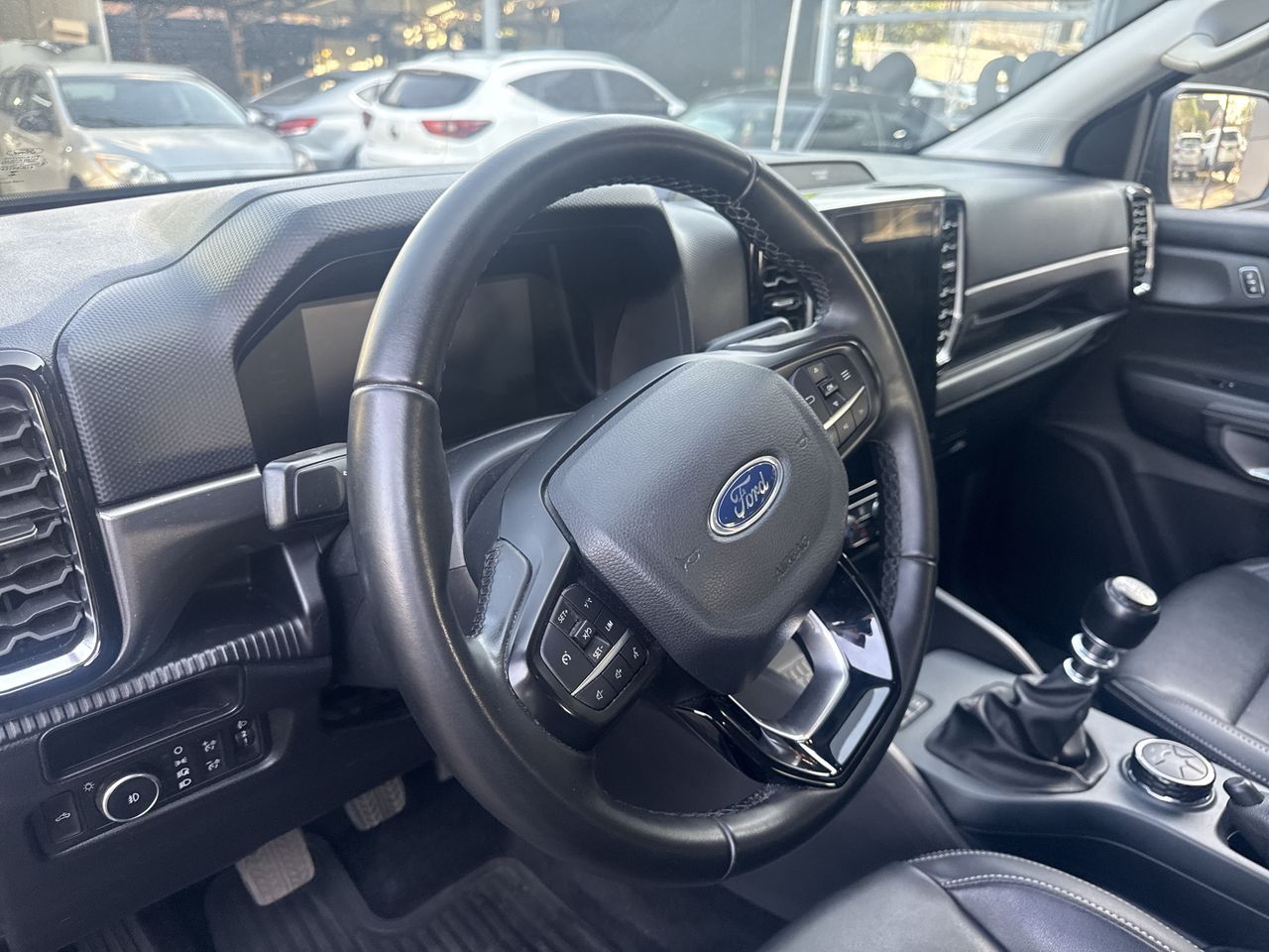 SsangYong Rexton — foto 17 de 30