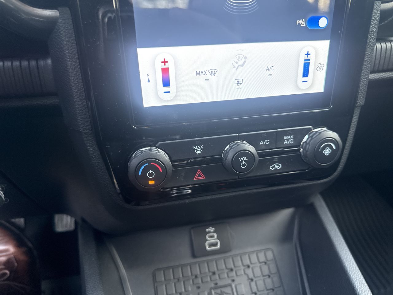 SsangYong Rexton — foto 22 de 30