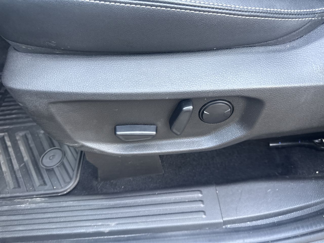 SsangYong Rexton — foto 15 de 30