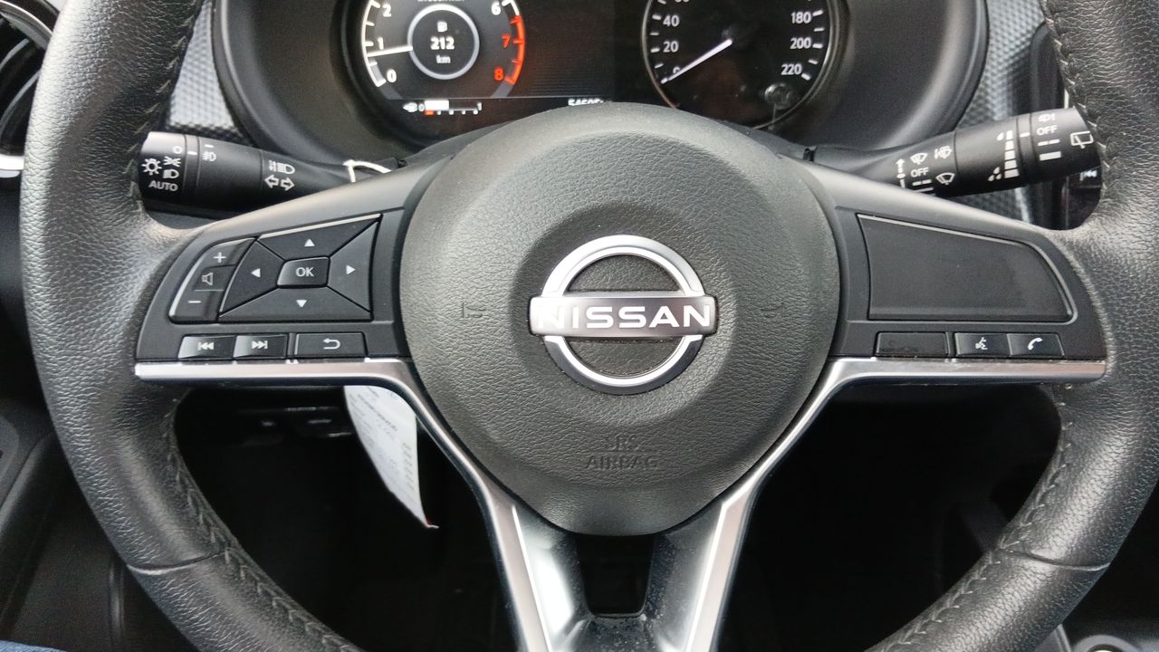 NISSAN - 17