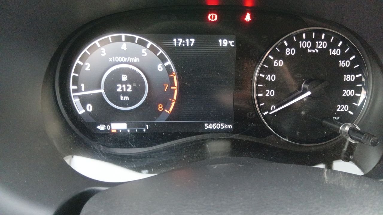 NISSAN - 18