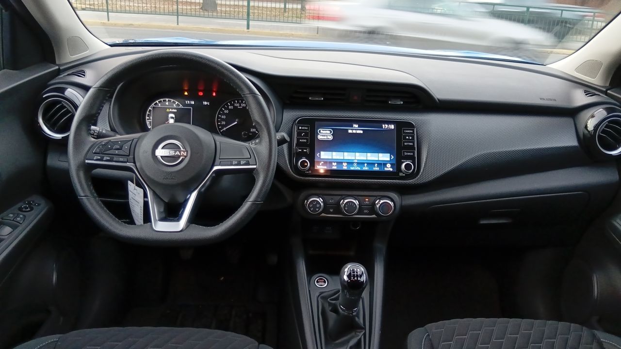 NISSAN - 23