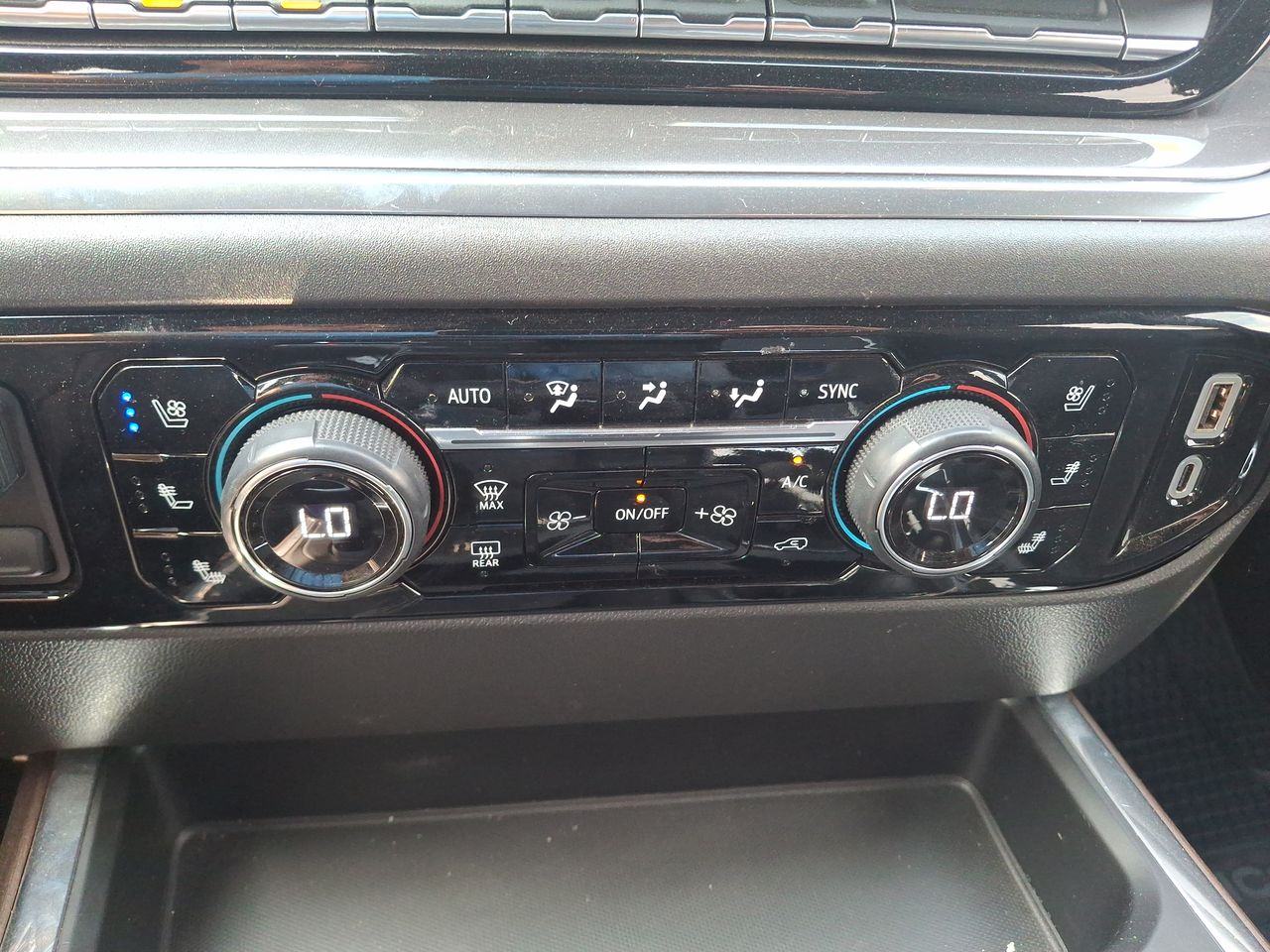 CHEVROLET - 28