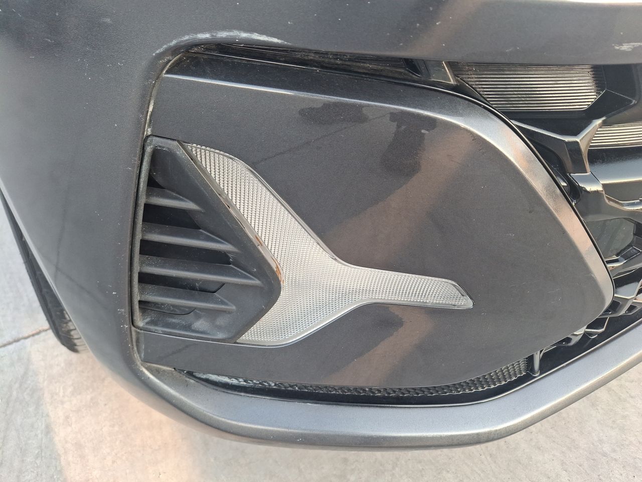 HYUNDAI - 19